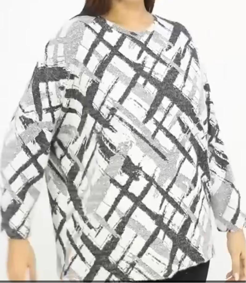 Pull en laine blanc (croix)