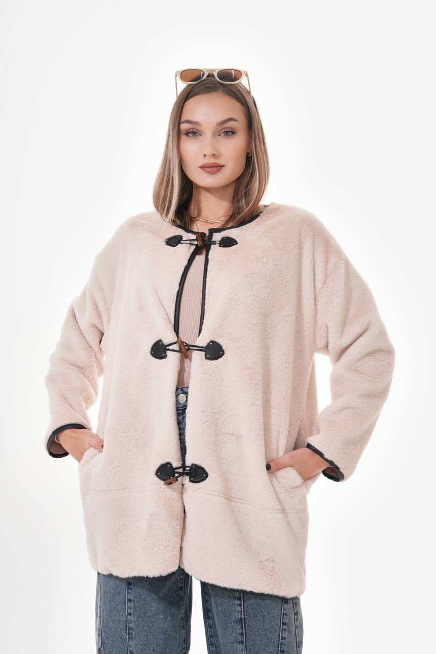 جاكيت بإبزيم جلدي